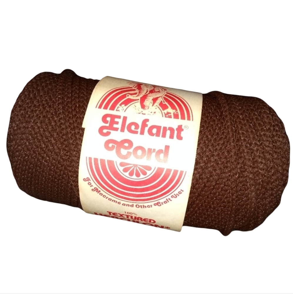 Vintage Macrame Elefant Cord Textured Brown Herculon Yarn 100 yards Skein 5- 6mm